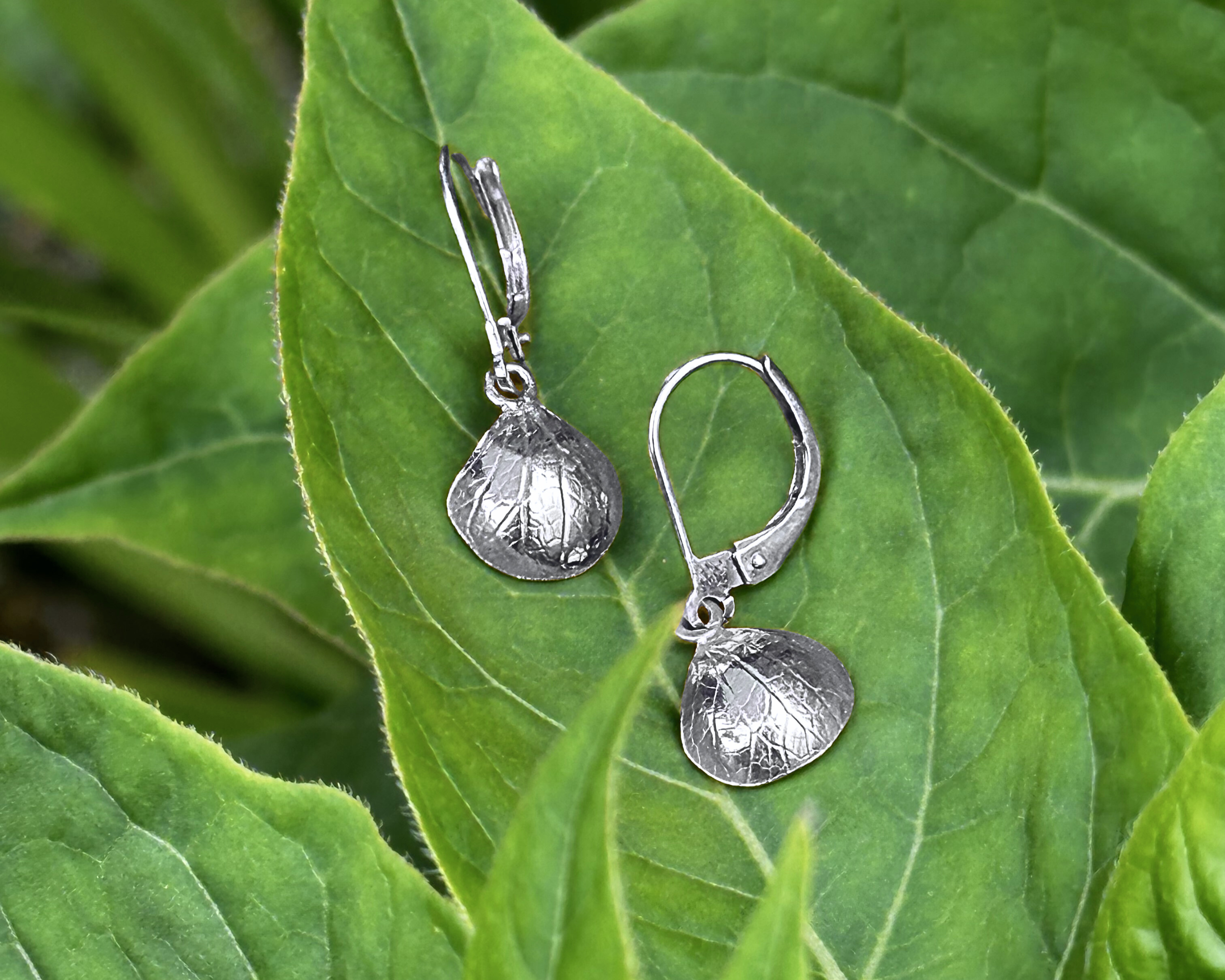 Boucles d’oreilles – Empreinte petite feuille