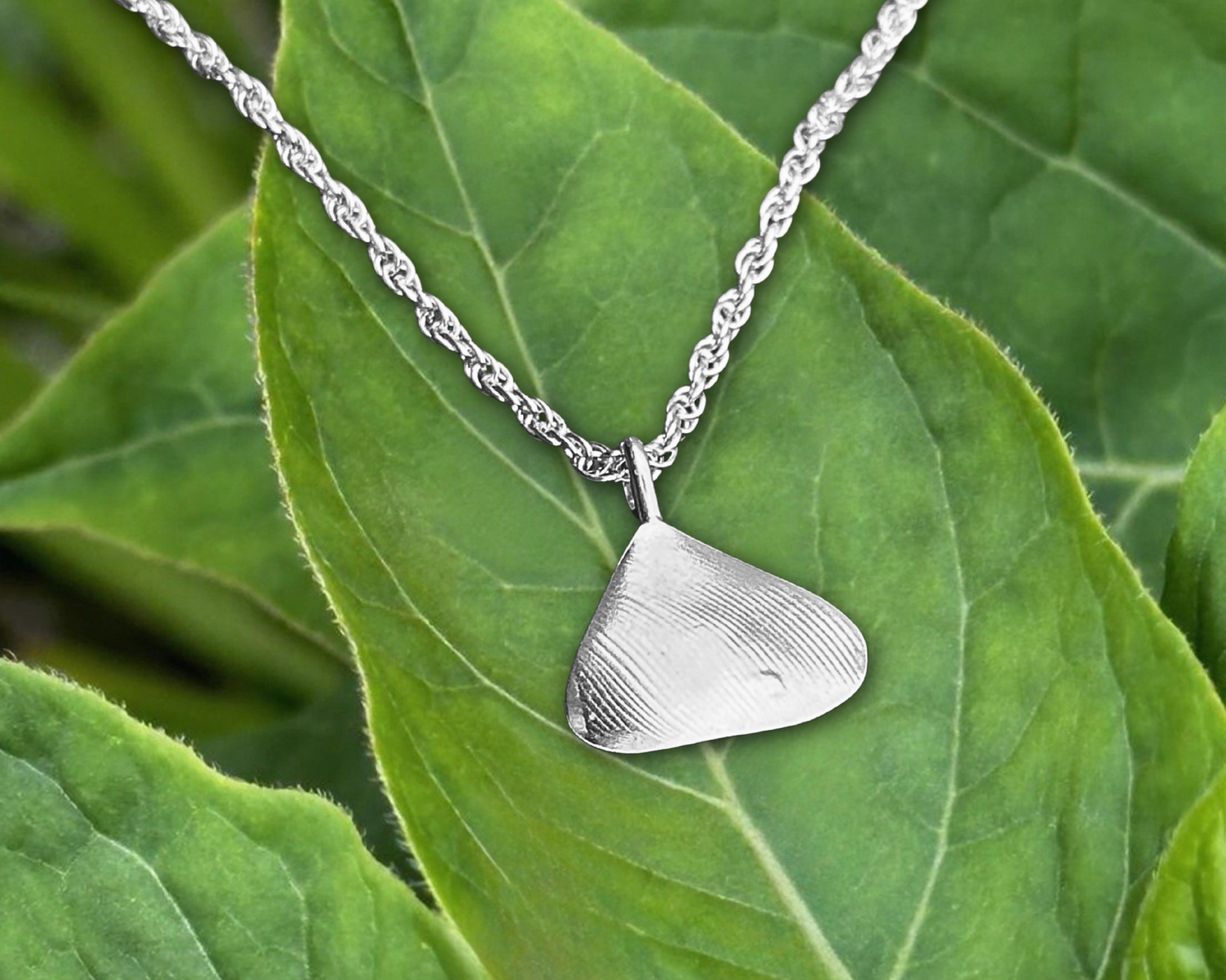 Pendentif – Empreinte feuille Ginkgo